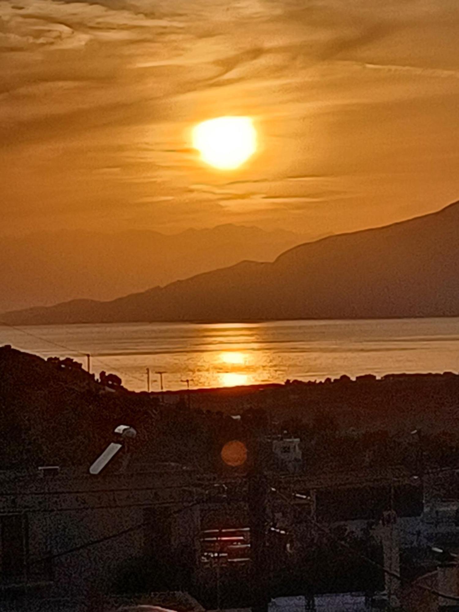 Bella Vista Apartment Kamilari Bagian luar foto
